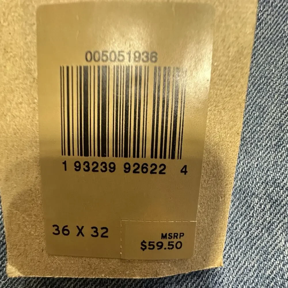 Levi’s 505 Relaxed Fit Jeans Mens 36x32 Blue Medium Wash Tapered Zip Fly NWT